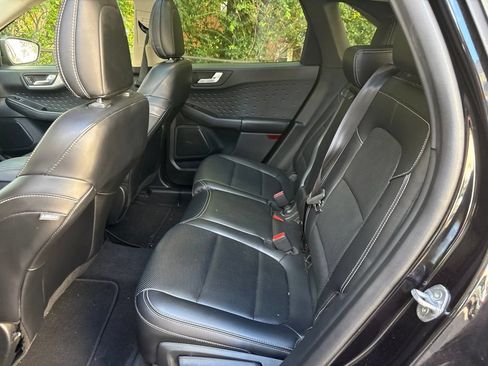 Used 2020 Ford Escape SE Sport FWD image 10