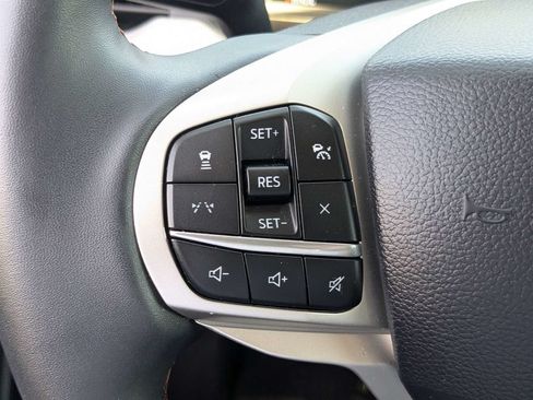 Used 2025 Ford Explorer Active RWD image 24