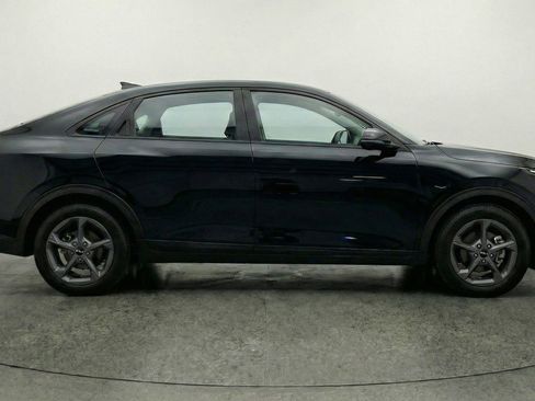 Used 2025 Kia K4 LXS image 11