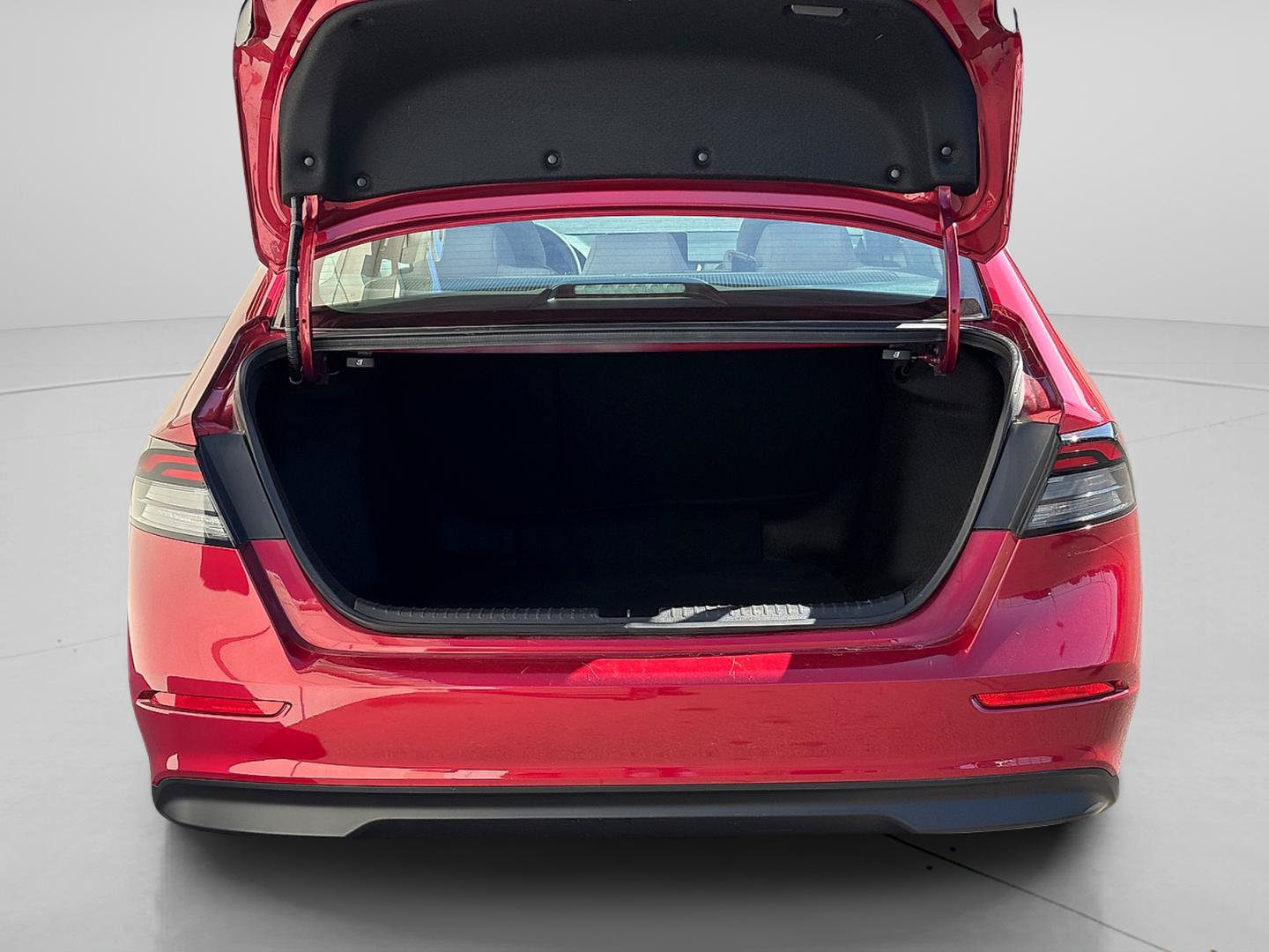 Certified 2023 Honda Accord EX image 5
