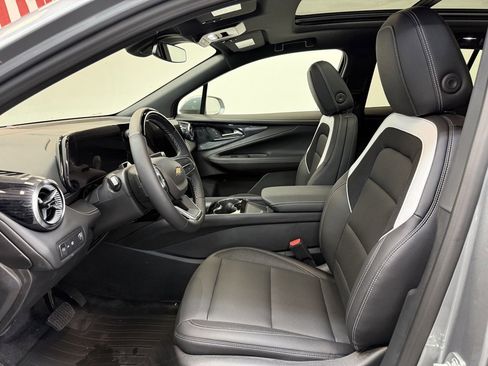 New 2025 Chevrolet Blazer EV LT w/ Super Cruise Package image 26