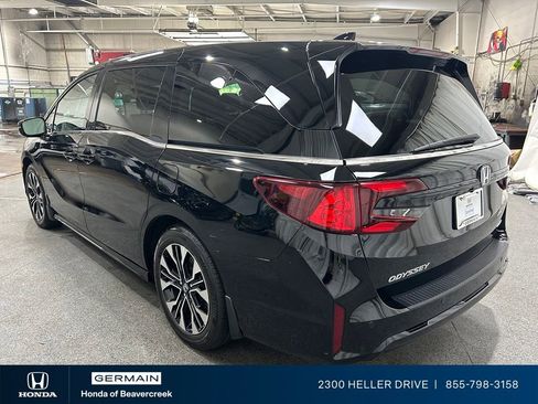 Certified 2025 Honda Odyssey Elite image 6
