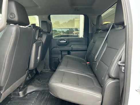 Used 2021 GMC Sierra 3500 4x4 Crew Cab w/ Convenience Package image 16