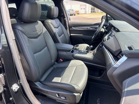 Certified 2024 Cadillac XT6 Luxury w/ LPO, Floor Liner Package AWD/4WD image 13