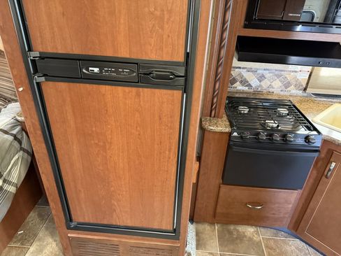 Used 2016 Ford E-450 and Econoline 450 Super Duty w/ Motorhome Prep Package image 56