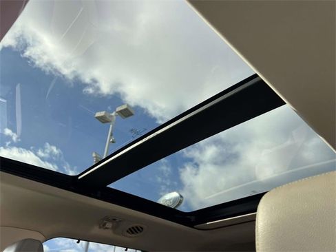 Certified 2023 Ford Explorer Limited w/ Equipment Group 301A image 25