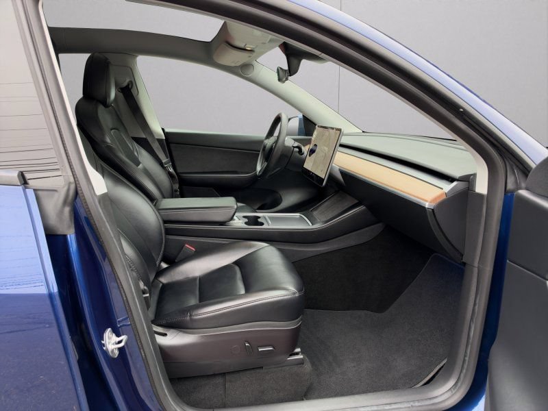 Used 2021 Tesla Model Y Long Range AWD/4WD image 13