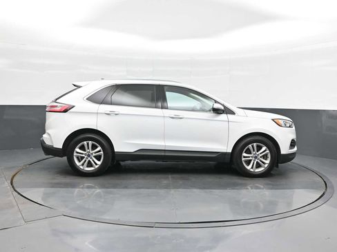 Used 2020 Ford Edge SEL w/ Convenience Package image 9