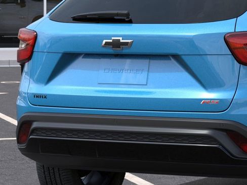 New 2026 Chevrolet Trax RS w/ Driver Confidence Package FWD image 14