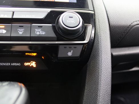 Used 2019 Honda Civic EX image 40