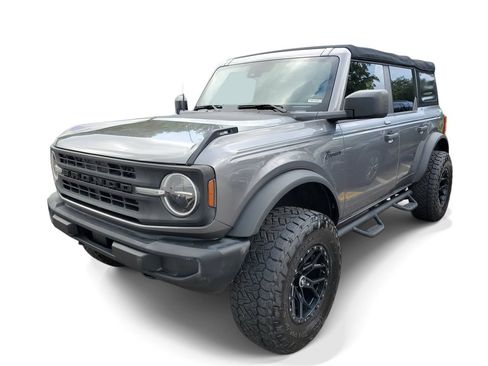 Used 2023 Ford Bronco 4-Door AWD/4WD image 2