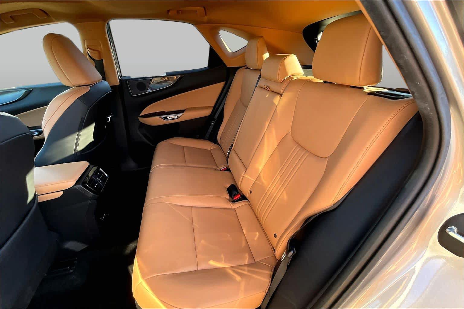 Used 2024 Lexus NX 350h AWD w/ Cold Area Package image 18