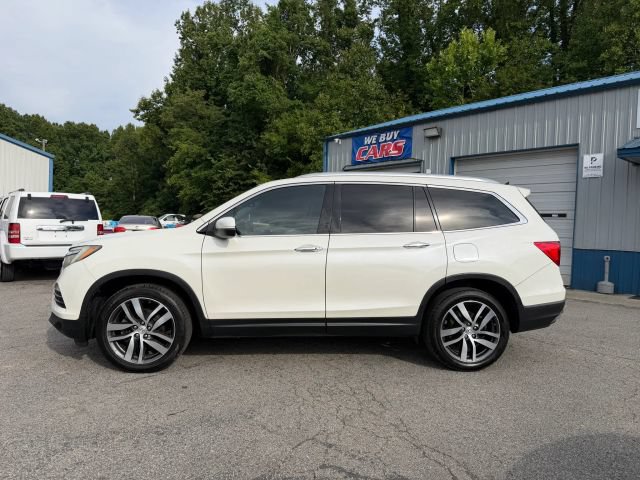 Used 2017 Honda Pilot Elite image 2