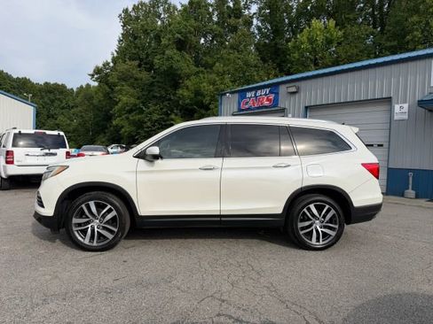Used 2017 Honda Pilot Elite image 2