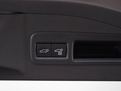 Used 2026 Toyota bZ AWD/4WD image 17