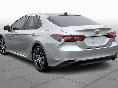 Used 2024 Toyota Camry XLE image 11