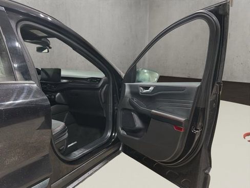 Used 2023 Ford Escape ST-Line Elite image 18