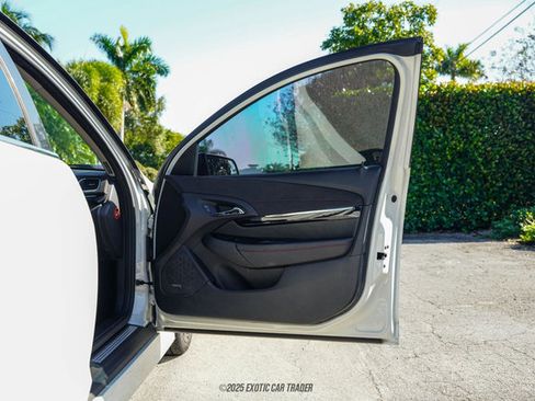 Used 2016 Chevrolet SS image 30