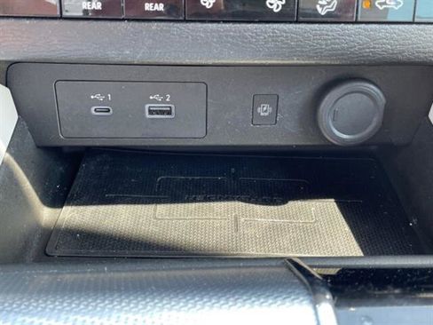 Used 2023 Mitsubishi Outlander SEL image 55