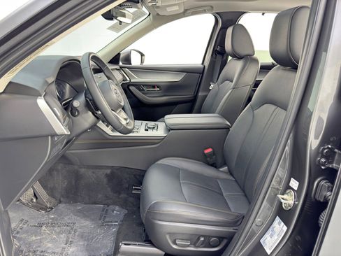 Used 2024 MAZDA CX-90 3.3 Turbo w/ Preferred Package image 16