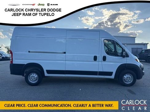 Used 2025 RAM ProMaster 2500 w/ Convenience Group FWD image 5