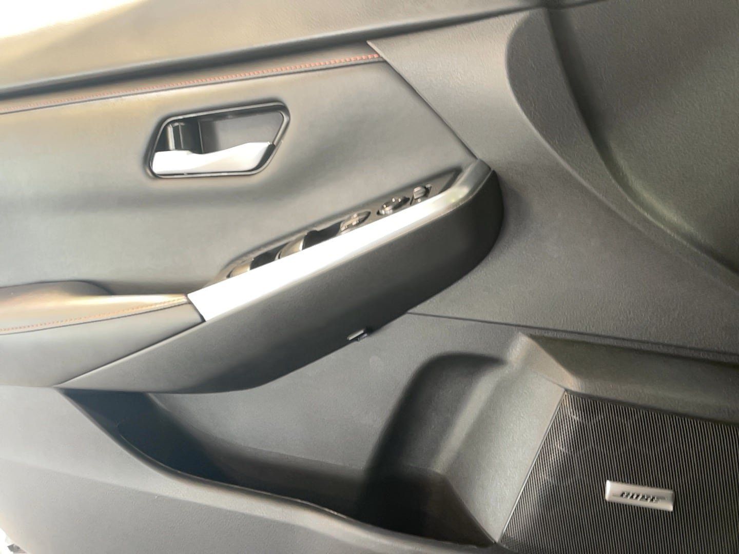 Used 2024 Nissan Sentra SR w/ SR Premium Package FWD image 7
