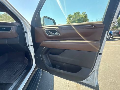 Used 2021 Chevrolet Tahoe High Country AWD/4WD image 27