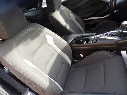 Used 2021 Chevrolet Camaro LT RWD image 26