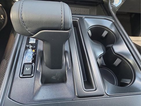 New 2025 Ford F150 Lariat w/ Equipment Group 501A Mid image 20