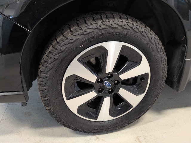 Used 2018 Subaru Forester 2.5i Premium w/ Protection Package #1 AWD/4WD image 9
