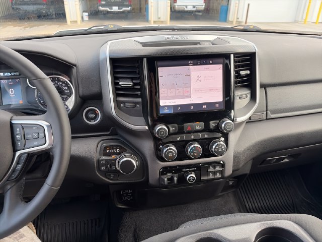 Used 2025 RAM 1500 Lone Star AWD/4WD image 17
