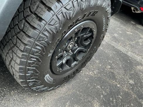 Used 2024 Ford Bronco Wildtrak AWD/4WD image 14