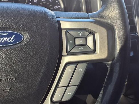 Used 2021 Ford Expedition XLT image 16