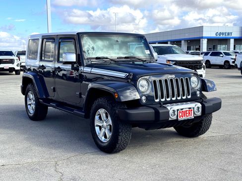 Used 2017 Jeep Wrangler Unlimited Sahara w/ Quick Order Package 24E Chief image 4