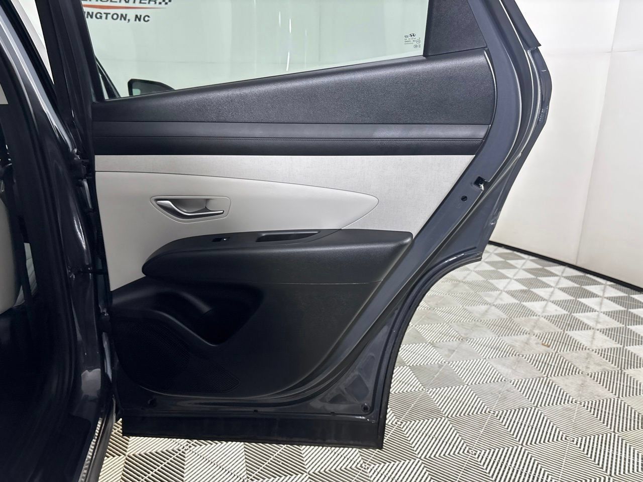 Used 2025 Hyundai Tucson SEL FWD image 29