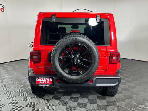 Used 2025 Jeep Wrangler Unlimited Sahara w/ Safety Group AWD/4WD image 5