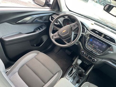 Used 2022 Chevrolet TrailBlazer LT w/ Convenience Package image 24