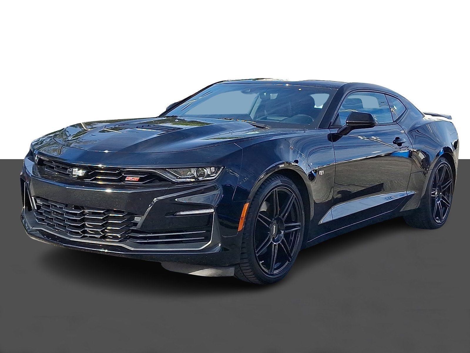 Used 2021 Chevrolet Camaro SS RWD image 3