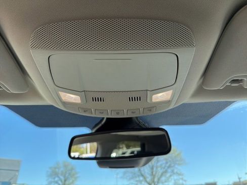 Used 2024 Ford Edge SEL image 18