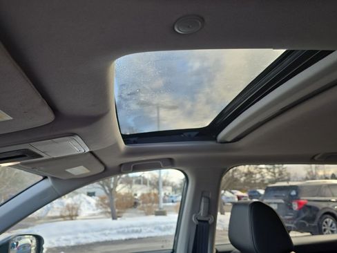 Used 2023 Honda CR-V EX-L image 21