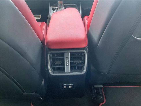 Used 2019 Lexus UX 200 F Sport w/ F Sport Premium Package image 10