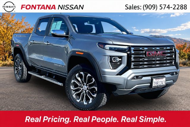 Used 2023 GMC Canyon Denali AWD/4WD image 1