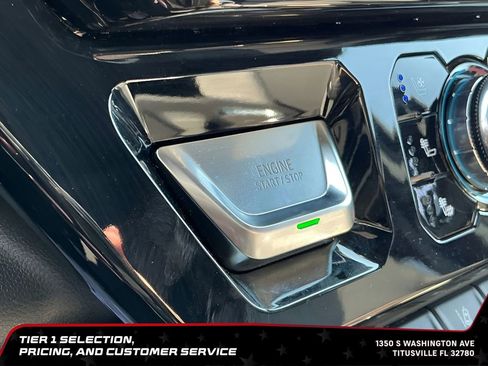 Used 2025 GMC Sierra 2500 AT4 w/ AT4 Premium Plus Package AWD/4WD image 38