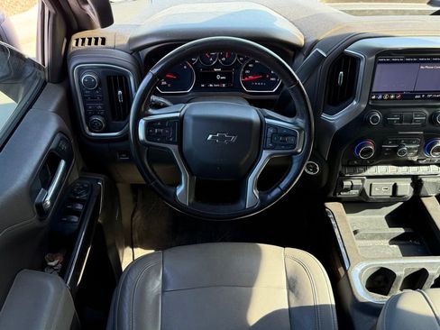 Used 2019 Chevrolet Silverado 1500 LT Trail Boss image 7