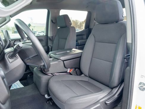 Used 2021 Chevrolet Silverado 1500 Custom image 6