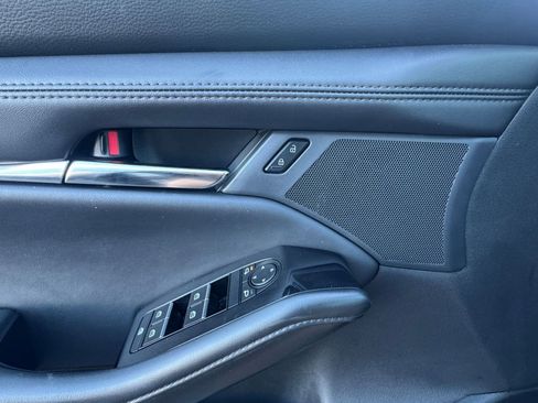 Used 2025 MAZDA MAZDA3 s image 20