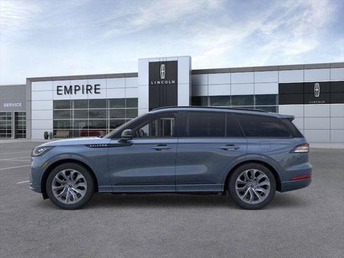 New 2026 Lincoln Aviator AWD image 3