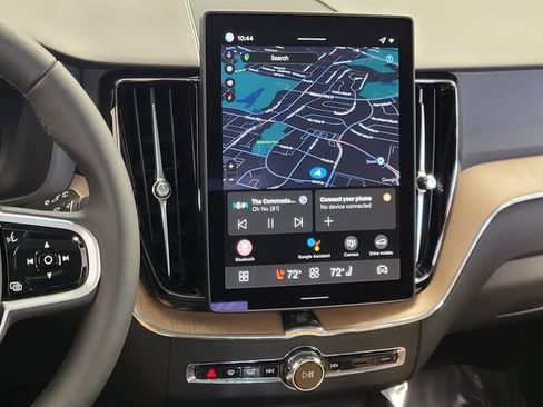 New 2026 Volvo XC60 B5 Plus w/ Protection Package Premier image 14