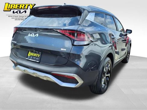 Certified 2023 Kia Sportage EX image 4