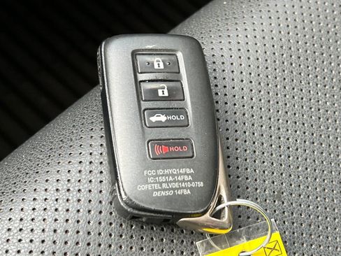 Used 2015 Lexus RC 350 w/ Navigation System Package RWD image 28